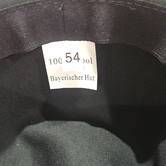 German Bavarian Alpine Green Wool Hat with Floral Accent - Picture 2 of 5